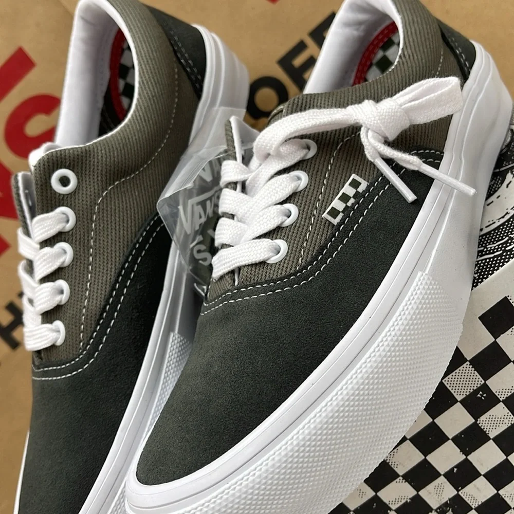 Vans WMNS Skate Era Twill Grape Leaf
VN0A5FC950K
Snea - Picture 8 of 16